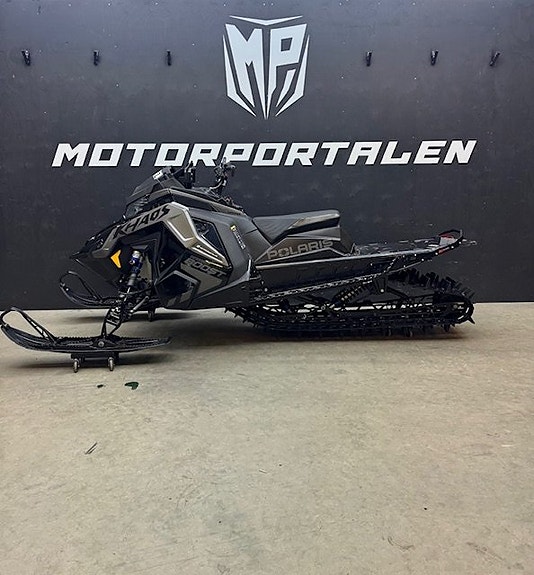 Polaris RMK KHAOS 850 BOOST 146" 2 of 4