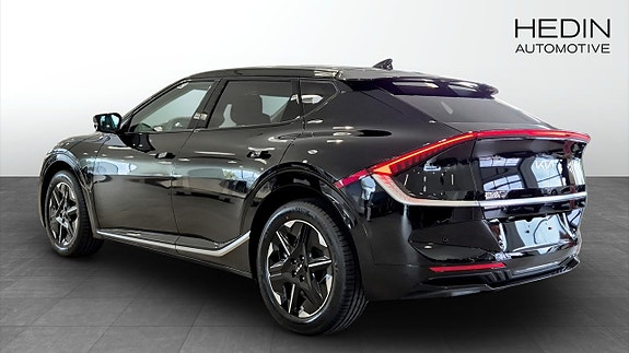 Kia EV6 6 of 12