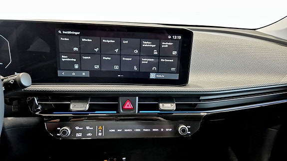 Kia EV6 9 of 12