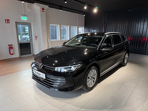 Volkswagen Passat 6 of 25