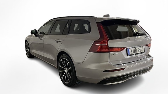 Volvo V60 3 of 5