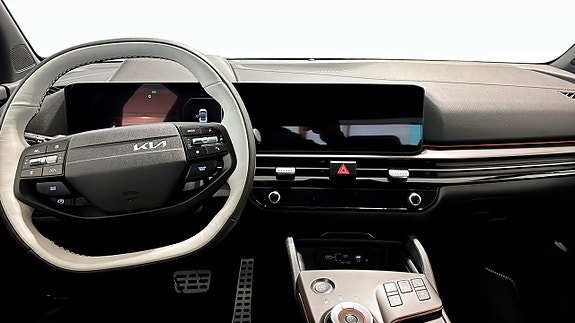 Kia Sportage 12 of 12