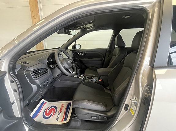 Subaru Forester 8 of 14