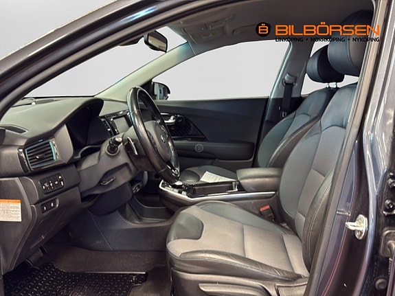 Kia Niro 8 of 15
