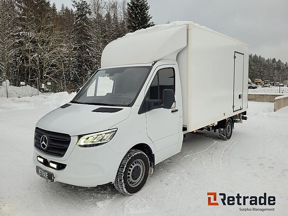 Lätt lastbil MERCEDES BENZ SPRINTER 317 bakgavellyft