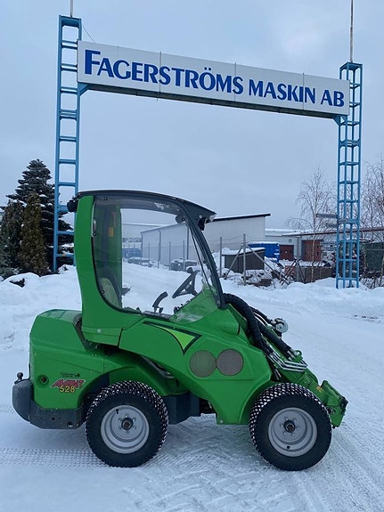 Avant 528 utrustad med L hytt