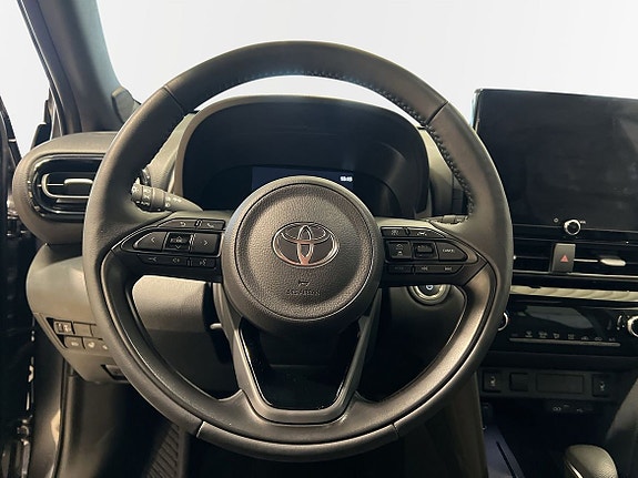 Toyota Yaris Cross 16 of 29
