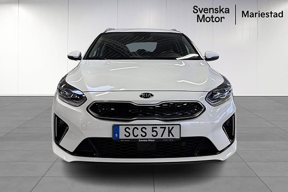 Kia Ceed 2 of 18