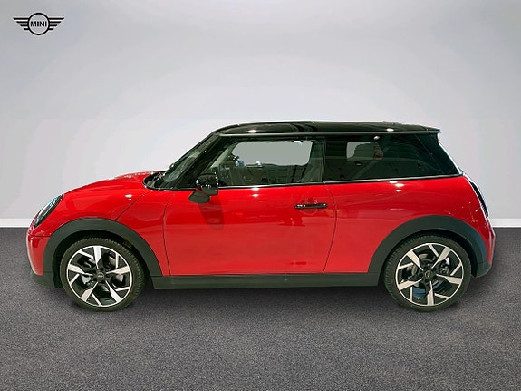 MINI Cooper 3 of 5