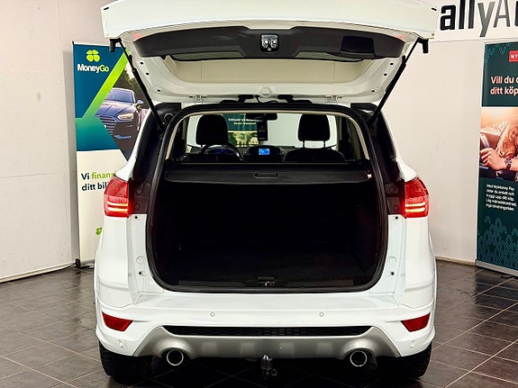Ford Kuga 12 of 12