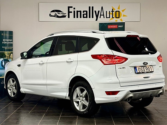 Ford Kuga 3 of 5