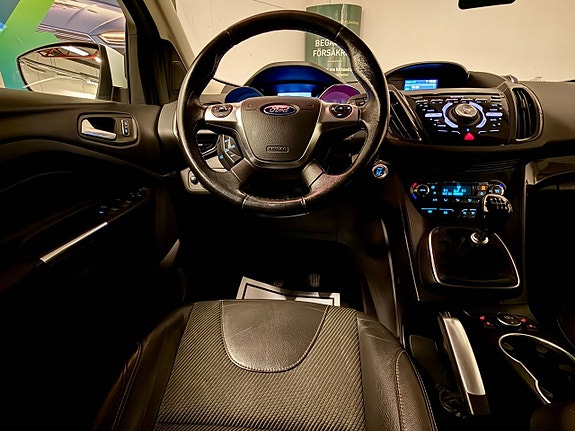 Ford Kuga 6 of 12