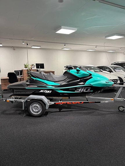 Kawasaki Ultra 310LX-S 2026 2 of 5