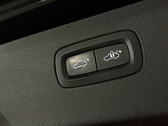 Volvo XC90 23 of 23