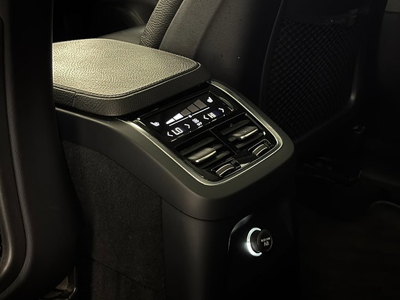 Volvo XC90 22 of 23