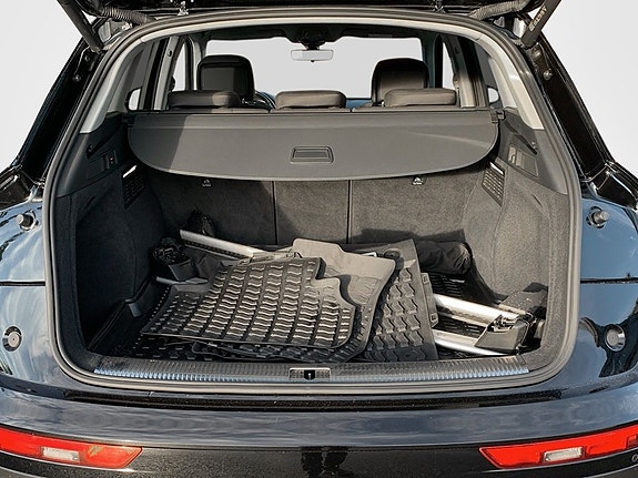 Audi Q5 10 of 12
