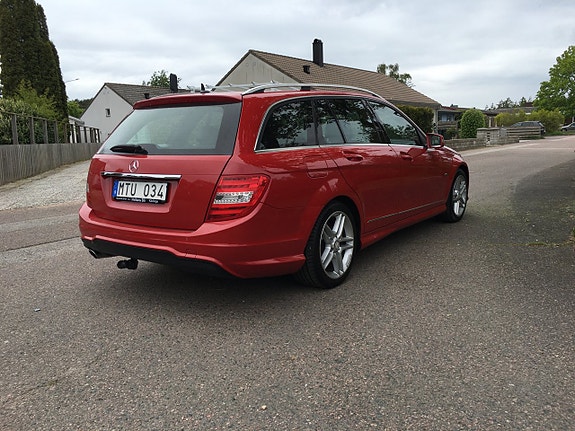 Mercedes-Benz C200 5 of 5