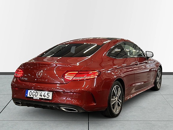 Mercedes-Benz C250 6 of 20