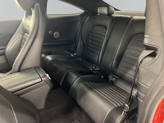 Mercedes-Benz C250 13 of 20