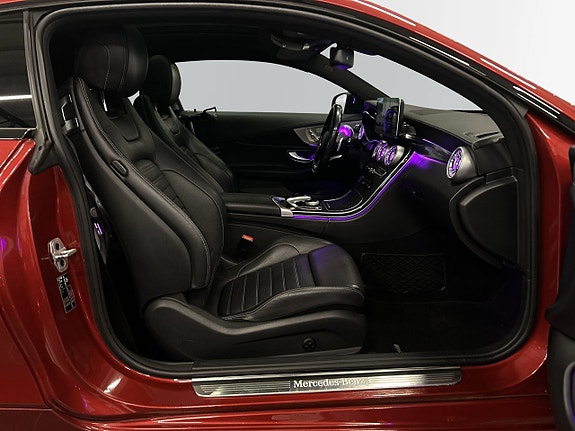 Mercedes-Benz C250 10 of 20