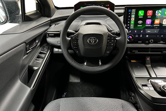 Toyota bZ4X 3 of 5