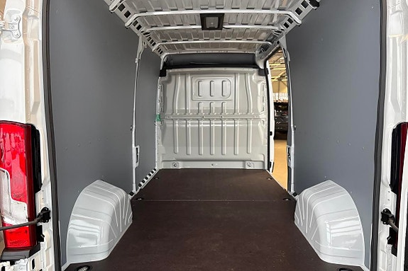 Toyota ProAce Max 12 of 12