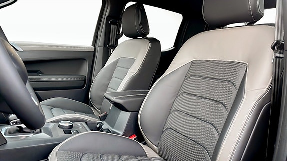 Volkswagen Amarok 8 of 10