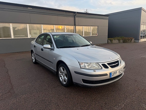 Saab 9-3 2 of 5