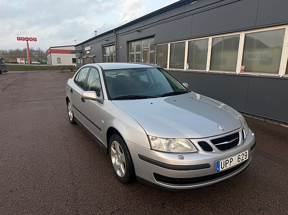 Saab 9-3 4 of 5