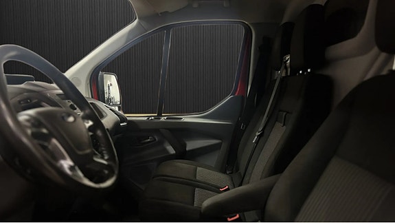 Ford Transit Custom 5 of 5