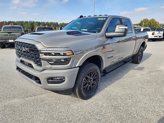 Dodge RAM 2500 4 of 25