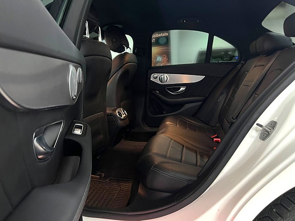 Mercedes-Benz C220 d 24 of 24