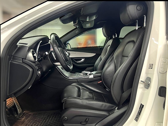 Mercedes-Benz C220 d 12 of 24