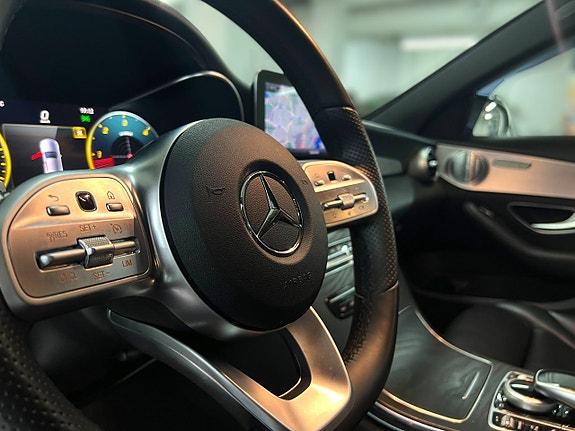 Mercedes-Benz C220 d 19 of 24