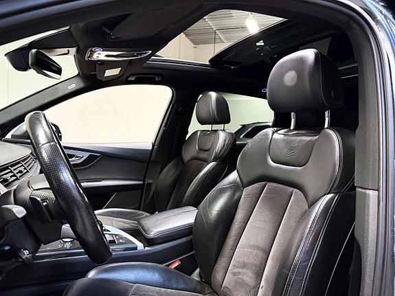 Audi Q7 10 of 24