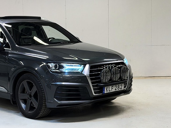 Audi Q7 5 of 5