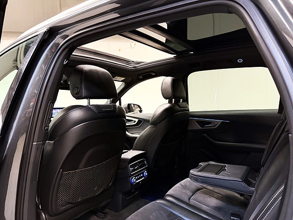 Audi Q7 14 of 24