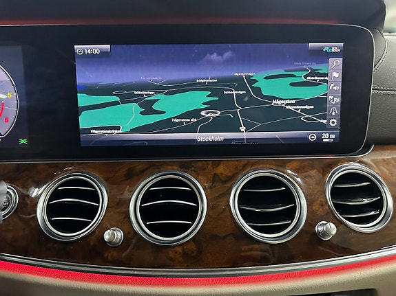 Mercedes-Benz E300 d 20 of 26