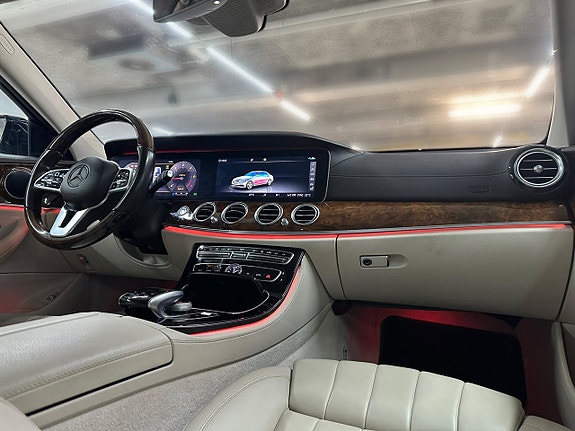 Mercedes-Benz E300 d 16 of 26