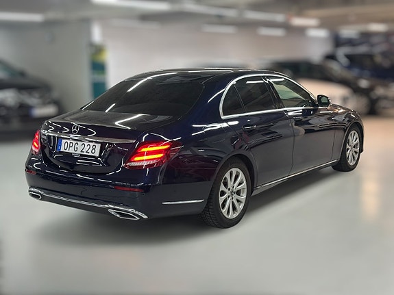 Mercedes-Benz E300 d 7 of 26