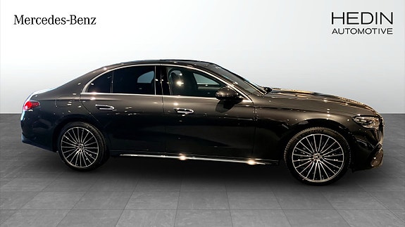 Mercedes-Benz E400 e 6 of 8
