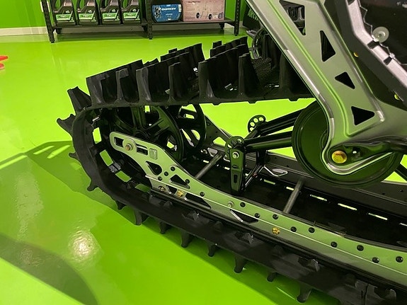 Arctic Cat HCX 858 HARD CORE EXTREME 5 of 5