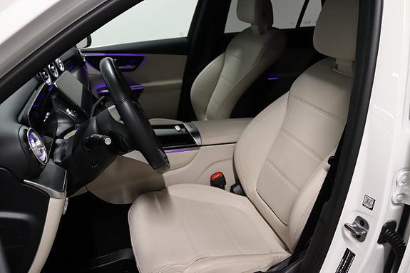 Mercedes-Benz GLC200 18 of 20