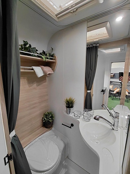 Caravelair Alba 350 800-1200kg 350 14 of 15