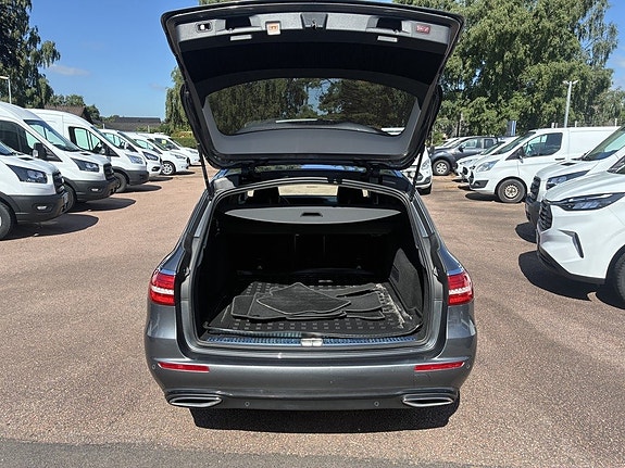 Mercedes-Benz E200 d 6 of 20