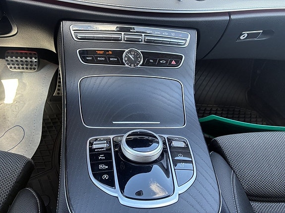 Mercedes-Benz E200 d 13 of 20
