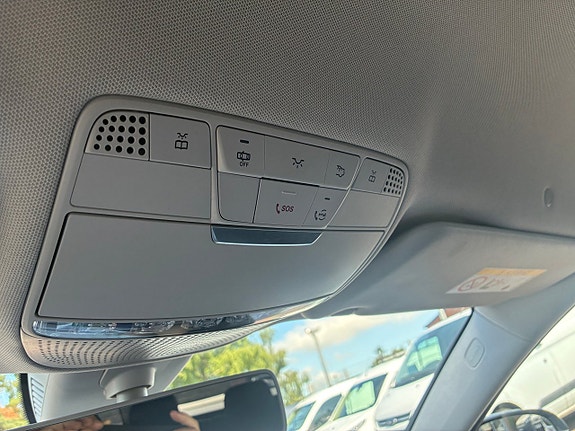 Mercedes-Benz E200 d 20 of 20