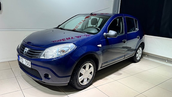 Dacia Sandero 2 of 5