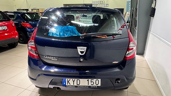 Dacia Sandero 10 of 18