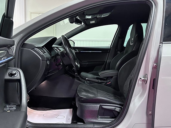 Skoda Octavia 13 of 27